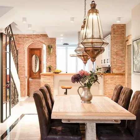 Apartment Center Beachfront With Private Patio Marbella