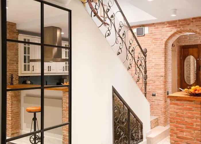 Center Beachfront With Private Patio * Marbella